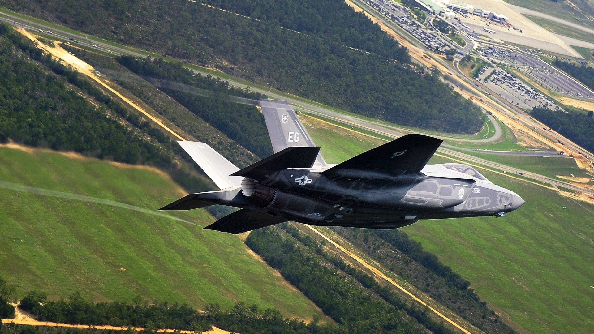 九游官网下载app下载-“荣耀瞬间:冠军车手的传奇收藏”,荣耀冠军3dm